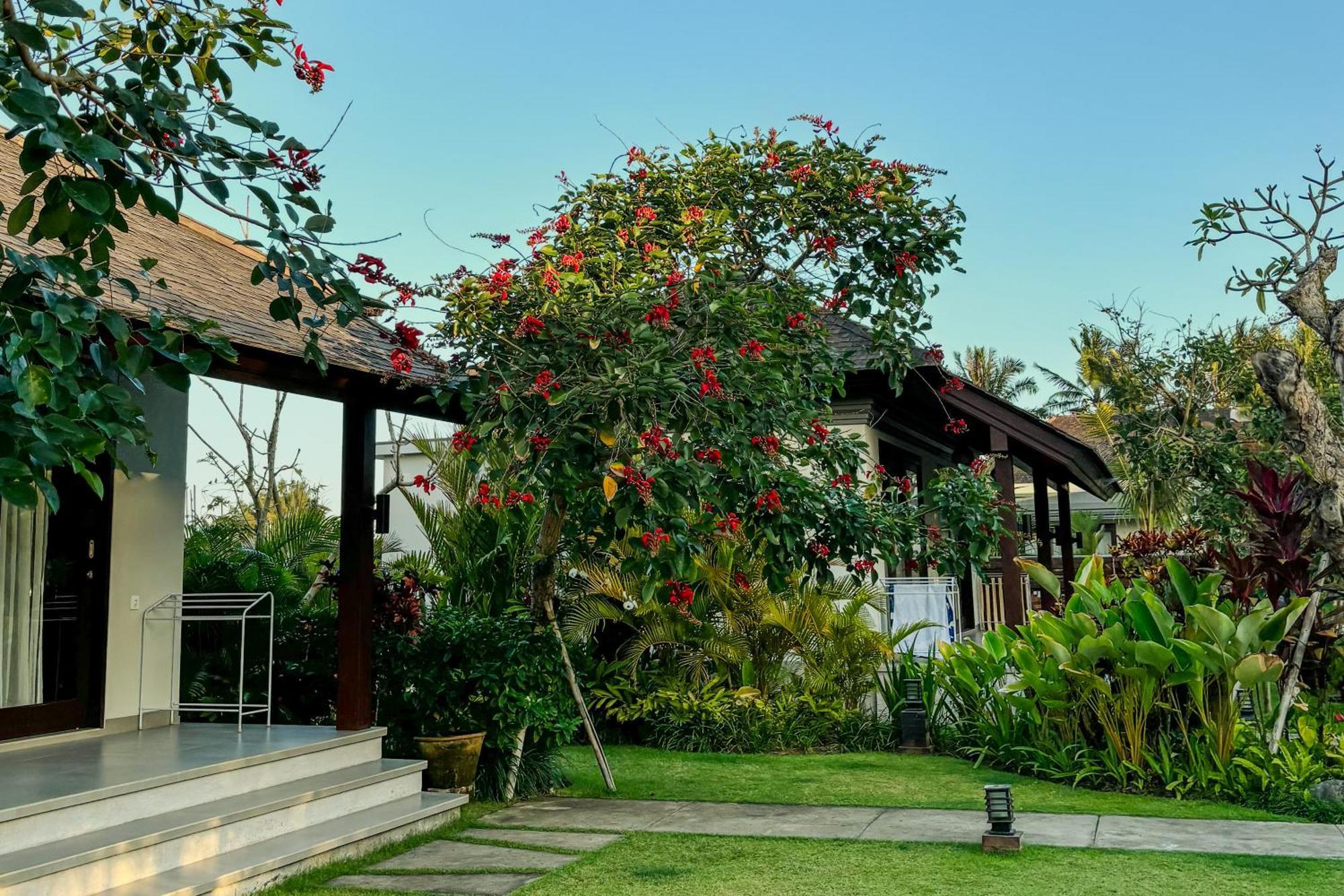 K Ko Surf Village At Keramas Lebih Екстериор снимка