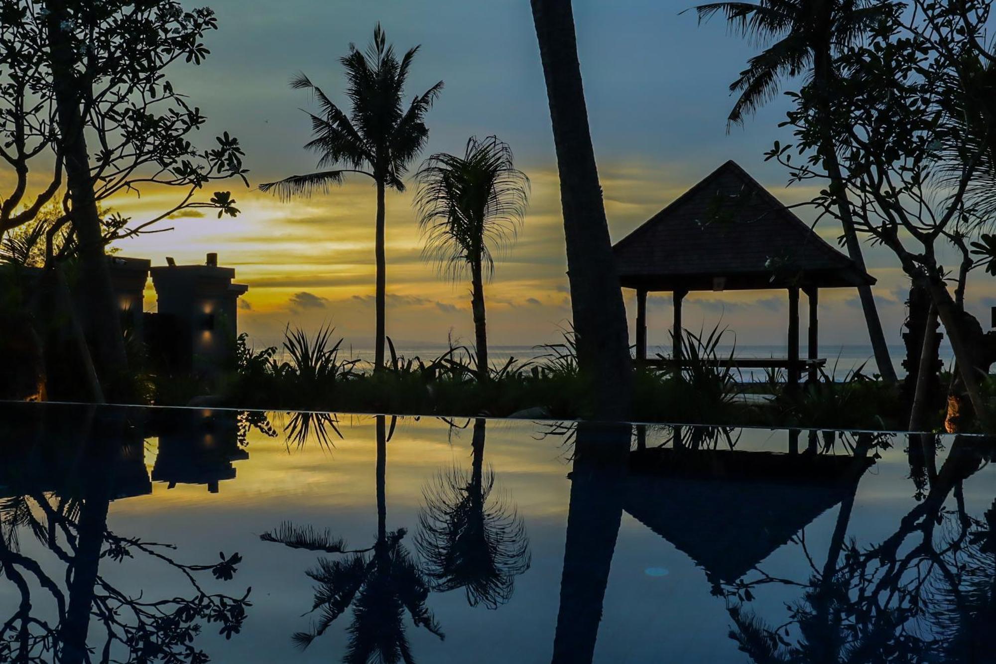 K Ko Surf Village At Keramas Lebih Екстериор снимка